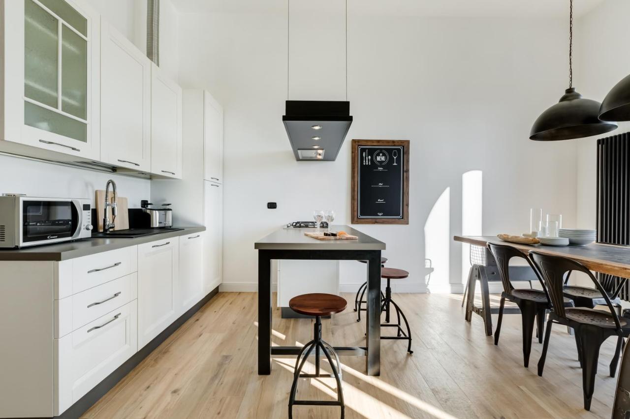 Bmga L Glam Industrial 3-Bed Apartment In Termini Roma Exterior foto