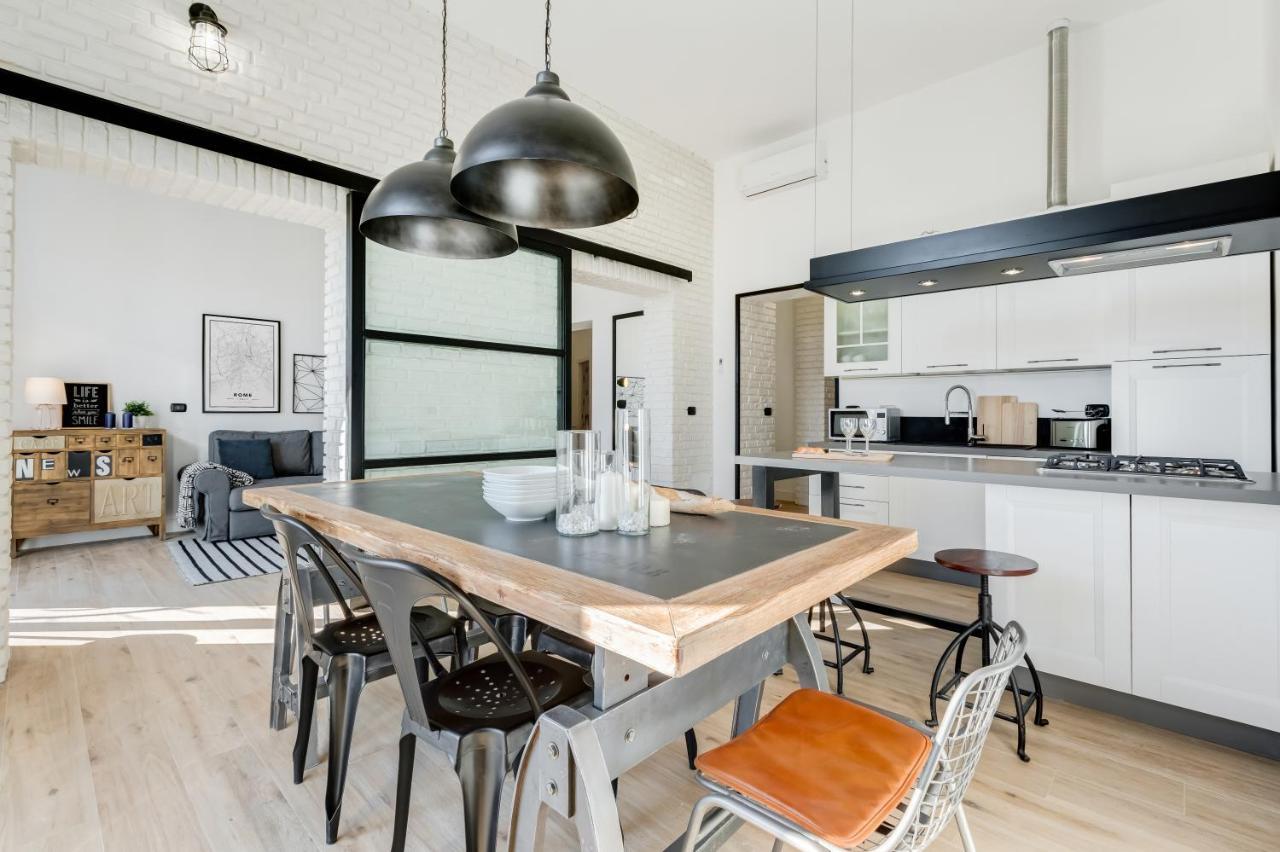Bmga L Glam Industrial 3-Bed Apartment In Termini Roma Exterior foto